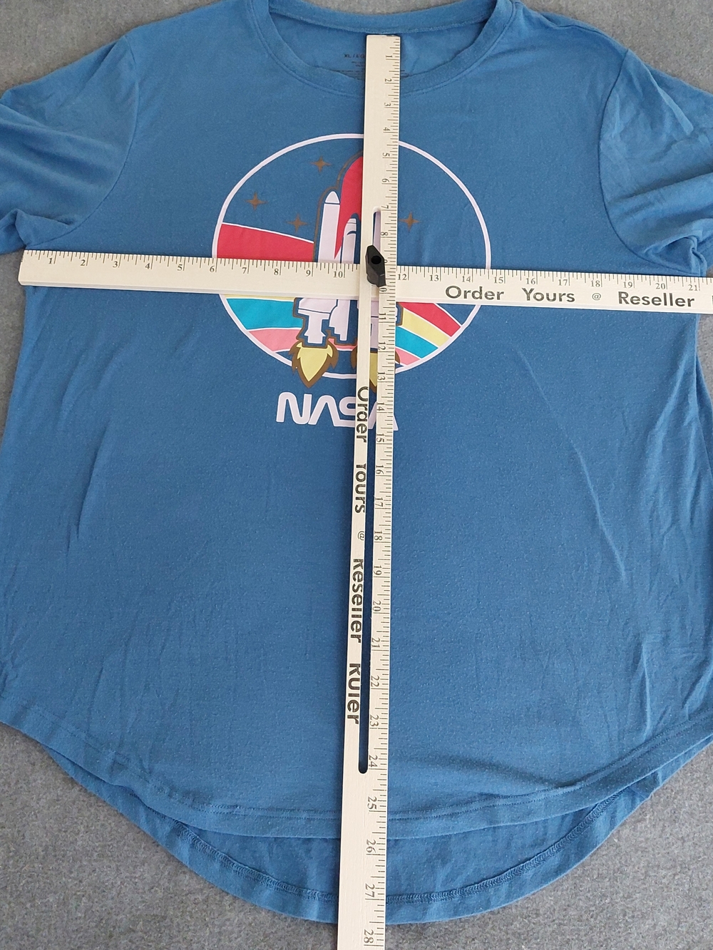 Women's NASA Space Shuttle Graphic T-Shirt XL Blue Retro Rainbow Mad Engine - Picture 4 of 5